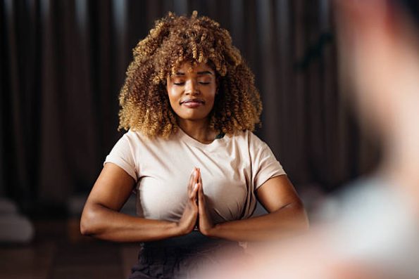 istockphoto-2244668579-612×612 DEJA DE EXIGIRTE TANTO 7 días para dejar de vivir en guerra contigo